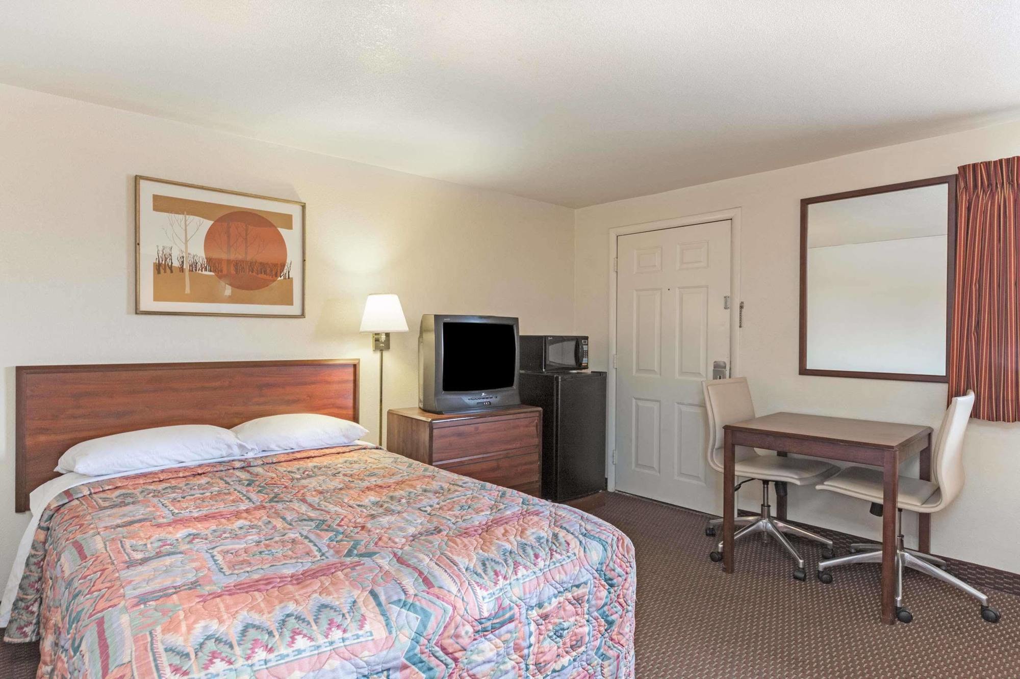 Country Inn & Suites By Radisson, Flagstaff Downtown, Az Exterior foto